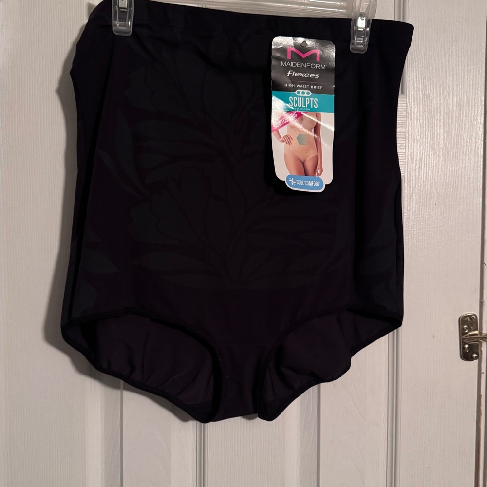 Maidenform Black Floral Shapewear
